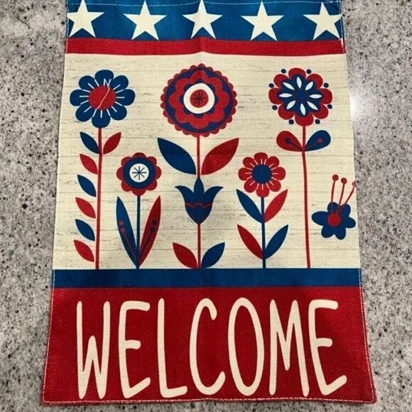 Welcome Floral Patriotic Garden Flag - Picture 5 of 6